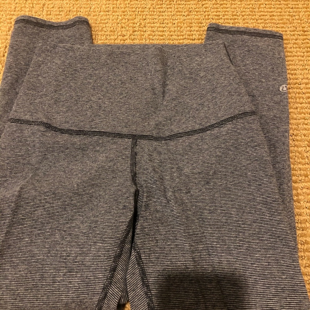Lulu lemon crop leggings